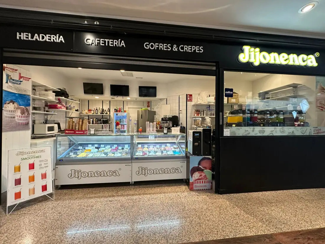 Jijonenca en Palacio de Hielo
